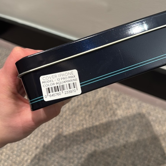 NWT- Riva yacht “Deck Phone Case” IPhone 12 Max - Picture 9 of 9